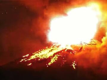 Volcán Popocatépetl presenta cuatro impresionantes explosiones