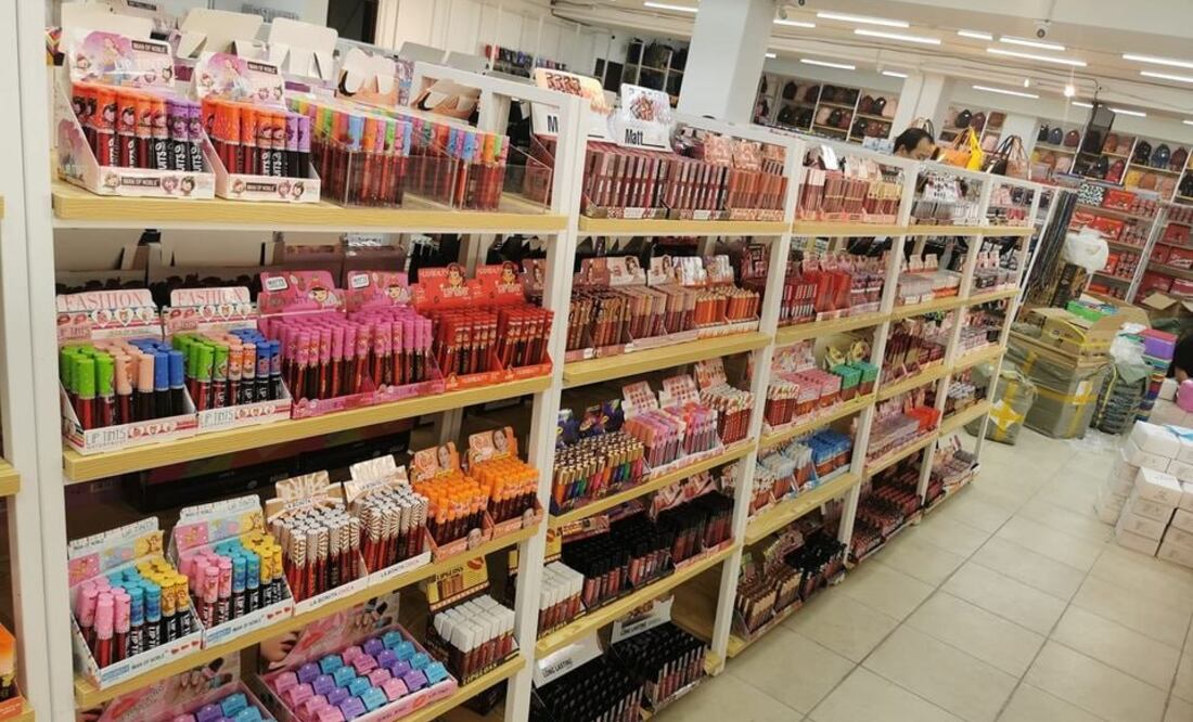 La reventa de productos importados de China es un negocio muy común en internet | Foto: Facebook Tienda China Guasave