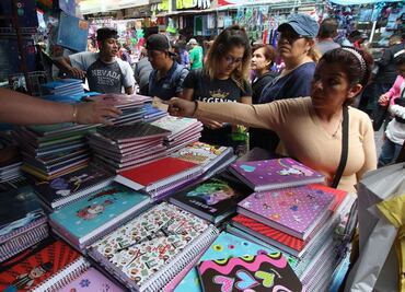 ¿Dejarán de usarse libros y libretas en las escuelas de Puebla?