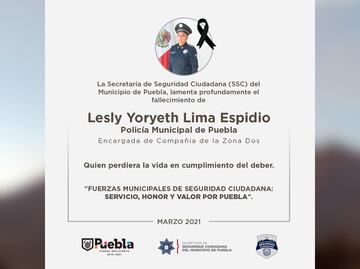 Fallece mujer policía que cayó de patrulla en Puebla