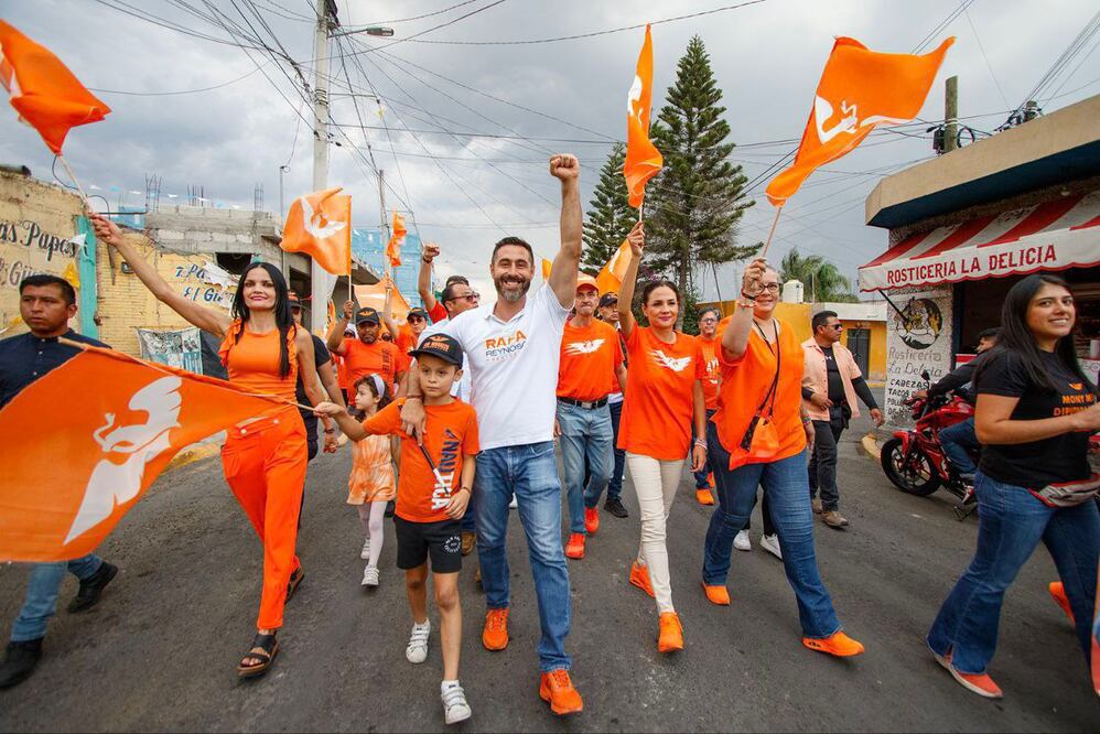 Rafa Reynoso acudió a la marcha por la libertad de Ocoyucan  / Foto: Especial