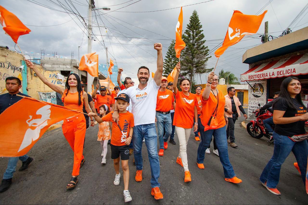 Rafa Reynoso encabeza la marcha por la libertad de Ocoyucan