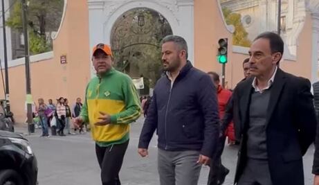 Ayuntamiento ejecuta operativo de ordenamiento en el mercado 5 de Mayo