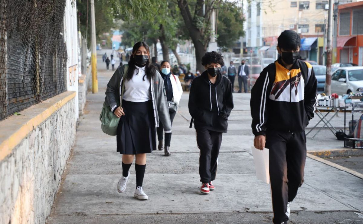 ¿Cuándo terminan las vacaciones de verano en Puebla?