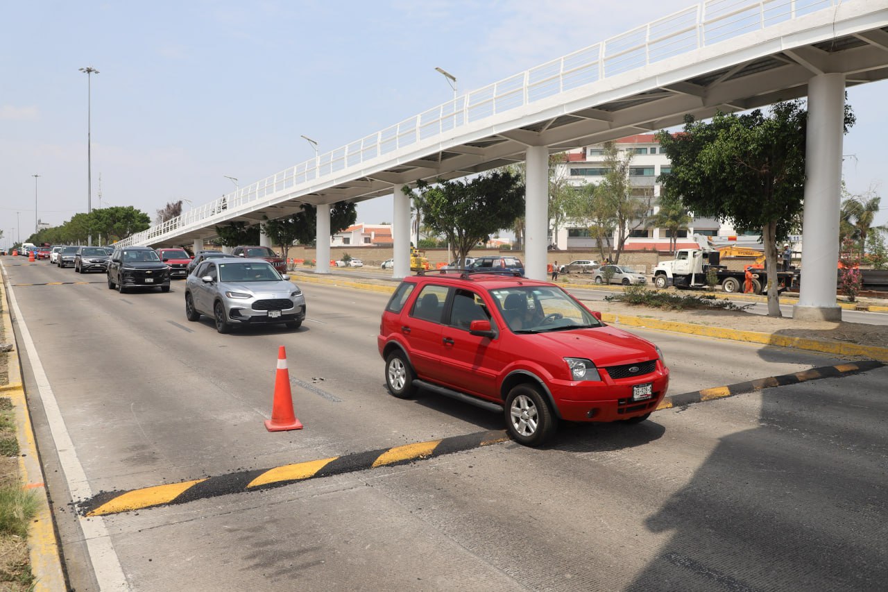 Retiran reductores de velocidad en Vía Atlixcáyotl; duraron menos de 24 horas