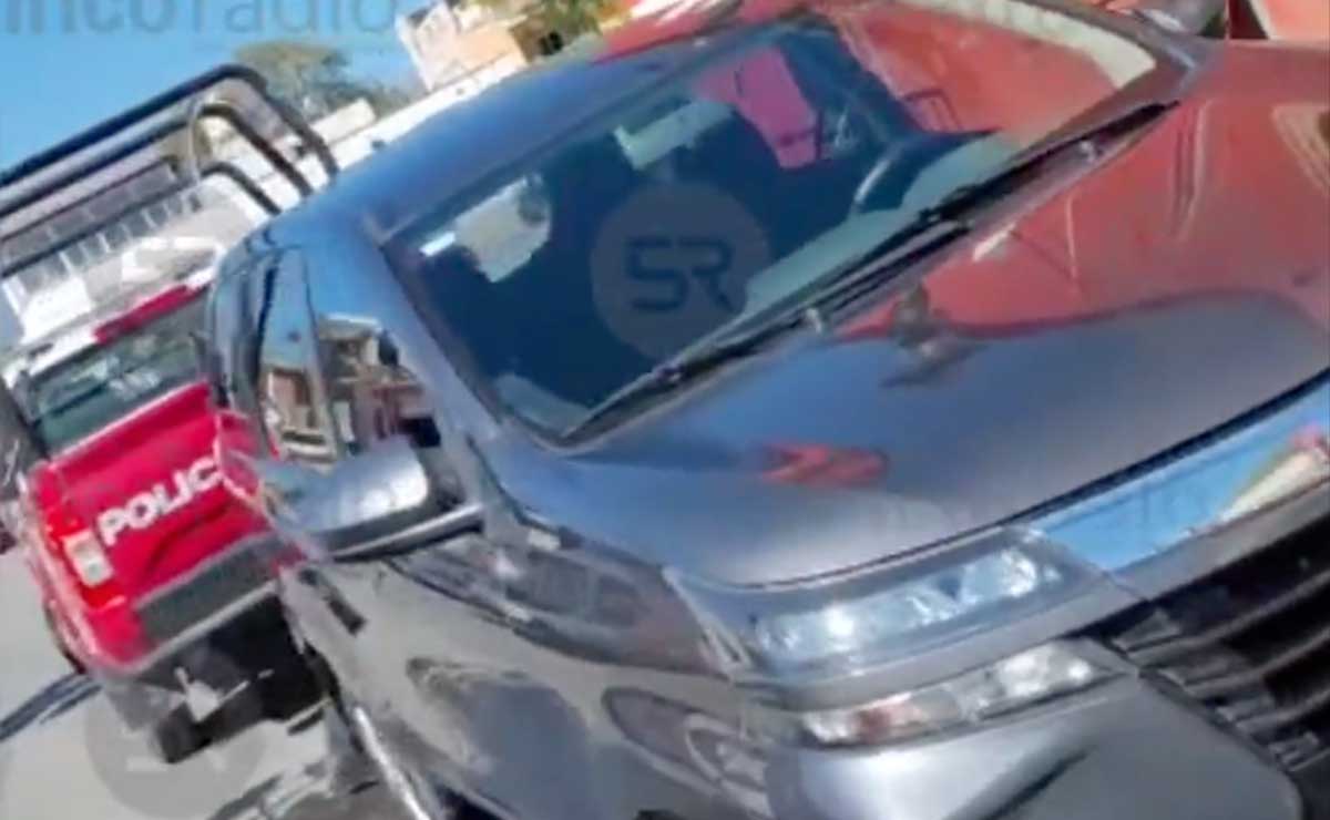 Captan a policía de Calpan lavando la camioneta del alcalde Fernando Castellanos