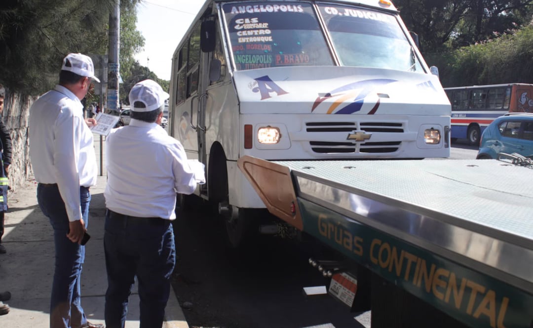 A partir del 1 de noviembre 300 agentes viales estarán en las calles para orientar, prevenir y proteger | Foto: Agencia Es Imagen para El Universal Puebla