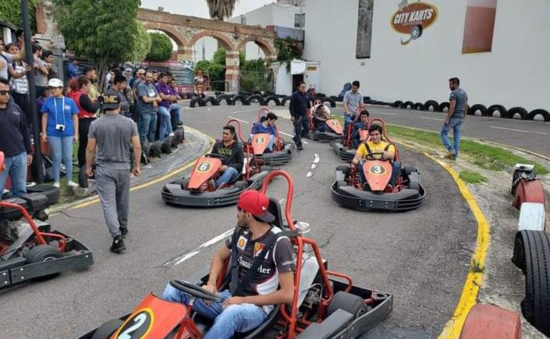 Una de las pistas de karts en Puebla se encuentra en el centro de diversiones Action Park. | Foto: Facebook Action Park