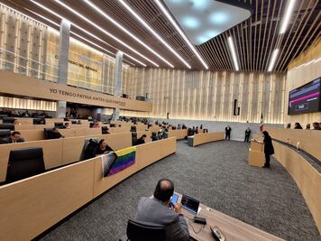 Congreso del estado designa Concejos Municipales en Ahuazotepec y Cuautempan