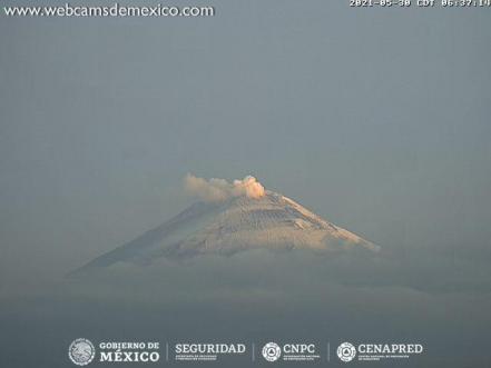 Monitoreo del volcán Popocatépetl, 30 de mayo 2021