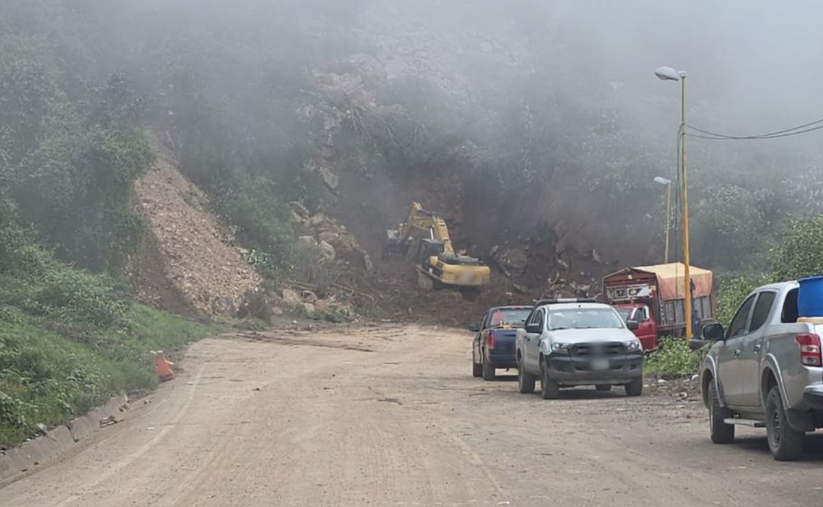 Autopista Acatzingo-Ciudad Mendoza: Capufe trabaja en la apertura de una desviación