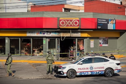 Asesinan a dos policías en la colonia Del Valle; gobierno de Puebla condena el ataque
