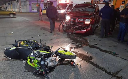 Muere hombre y otro resulta herido tras chocar su motocicleta en Texmelucan