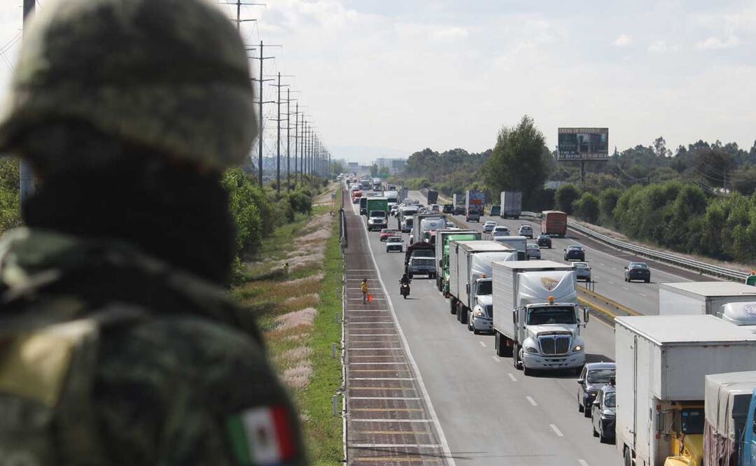 Autoridades resguardan la zona acordonada | Foto: Agencia Es Imagen