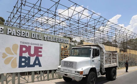 Avanza montaje de gradas para el desfile del 5 de mayo