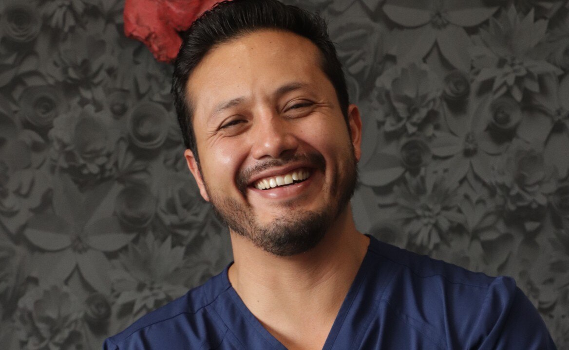 Emmanuel Flores, pionero en México de la técnica Ugraft, transforma el cuerpo después del parto