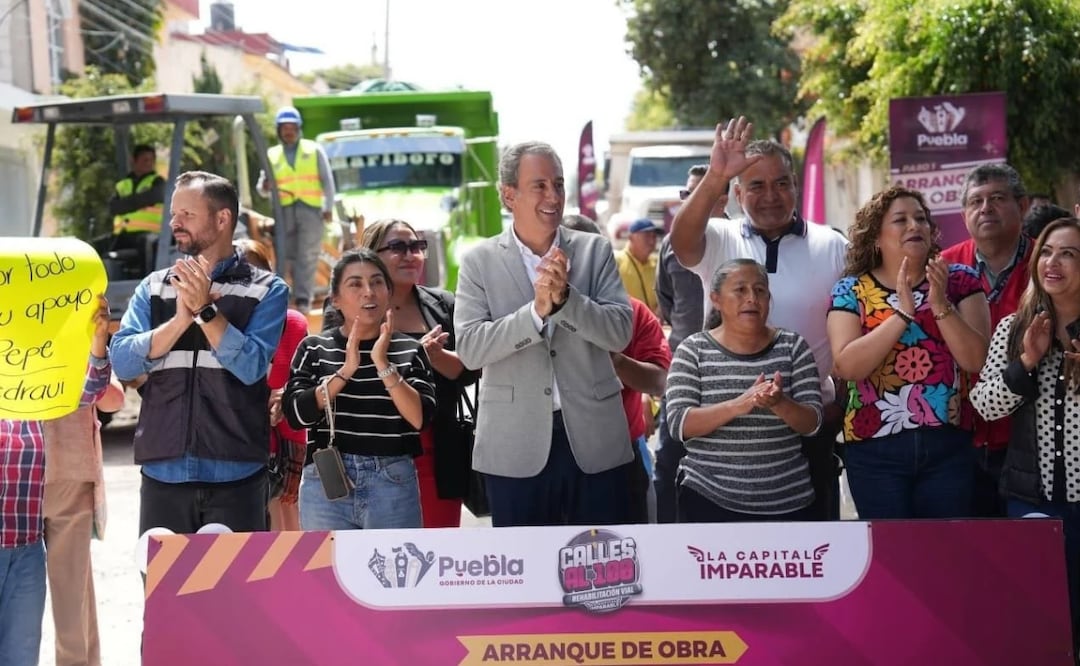 El alcalde Pepe Chedraui encabeza el arranque de las obras de rehabilitación integral en la calle 20 de Noviembre | Foto: Ayuntamiento de Puebla