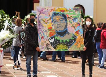 Al grito de ¡Justicia! sepultan a Carlos, egresado BUAP que murió en separos de Xoxtla