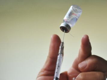 A 4 días de que inicien las clases presenciales, faltan 3 mil maestros por vacunar