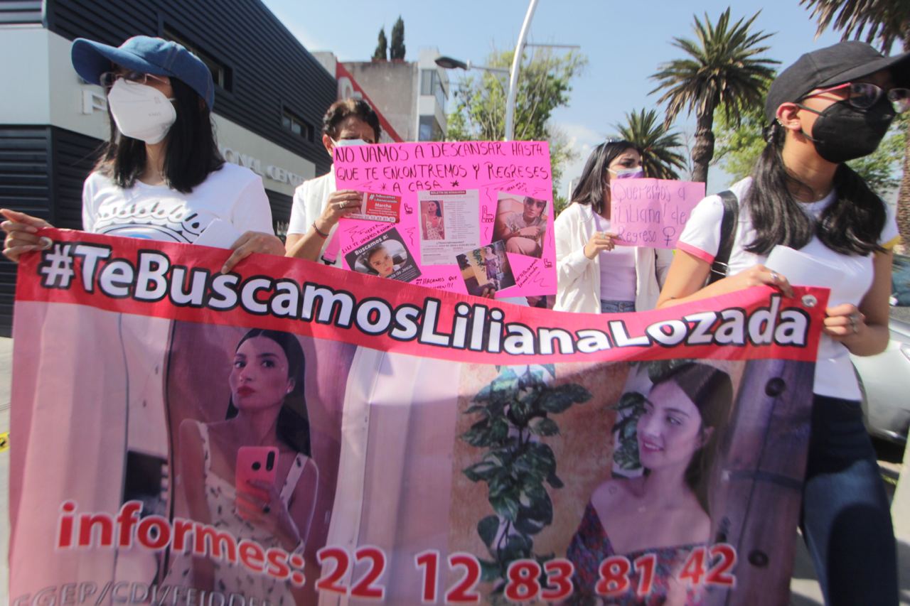 Marchan familiares pidiendo agilizar la localización de Liliana Lozada