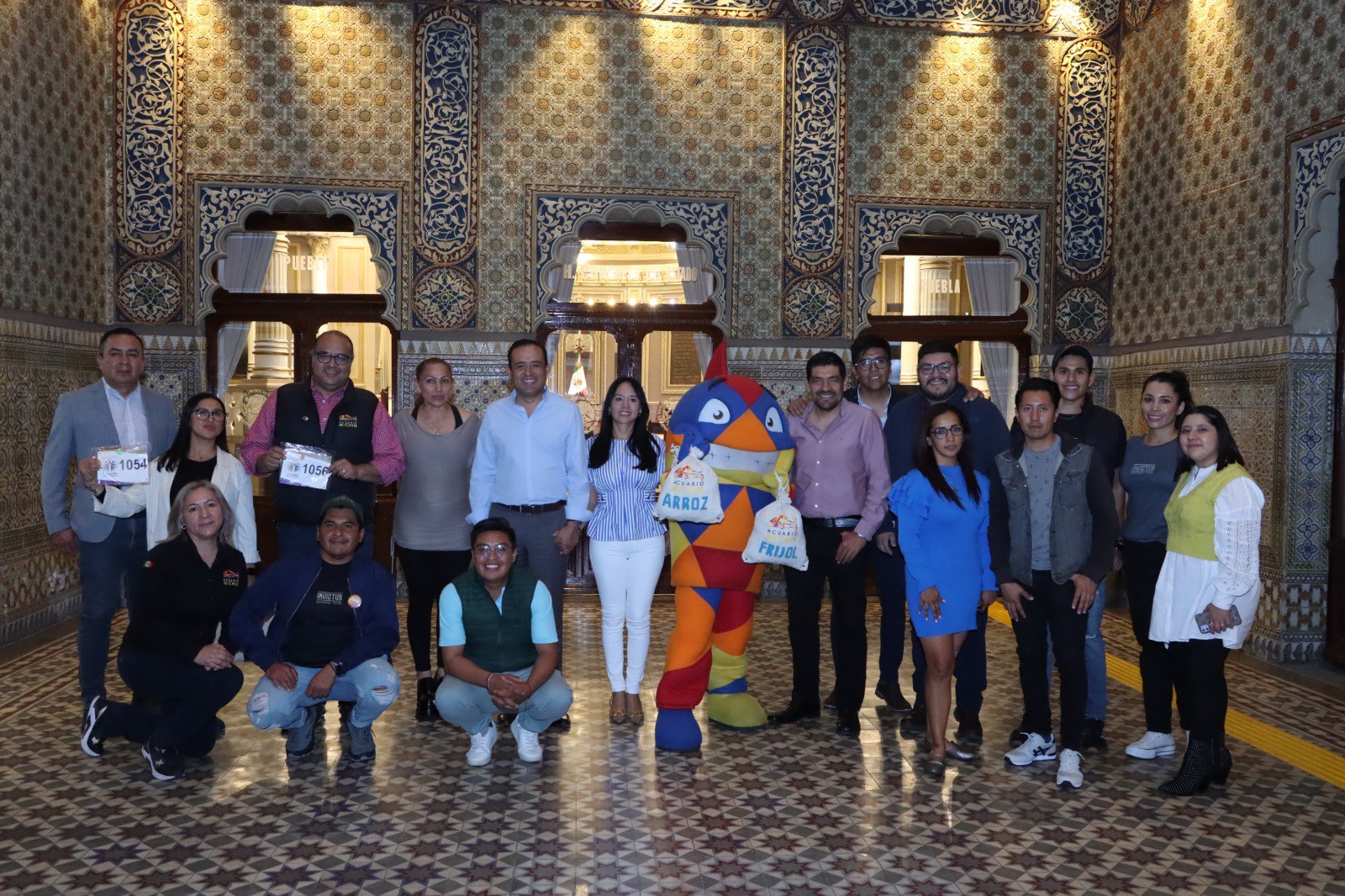 Congreso de Puebla recibe donativo de más de 300 kilos de productos para la carrera “Por Amor al Prójimo”