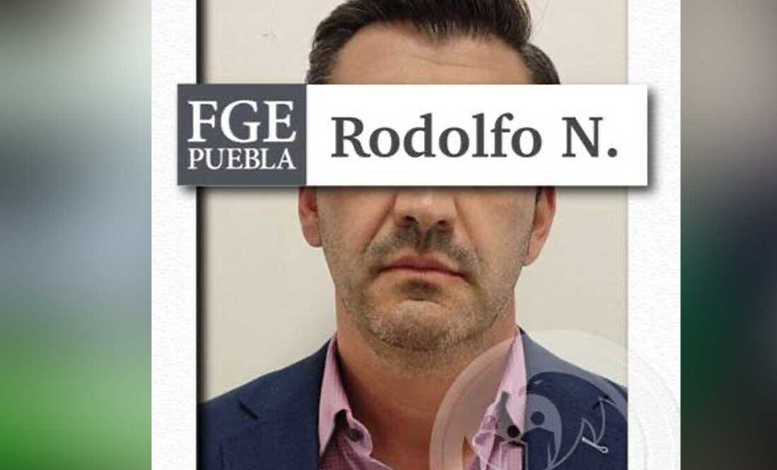 Rodolfo Chávez Escudero fue detenido en el Aeropuerto Internacional Benito Juárez de la Ciudad de México este 9 de enero de 2023 | Foto: FGE Puebla