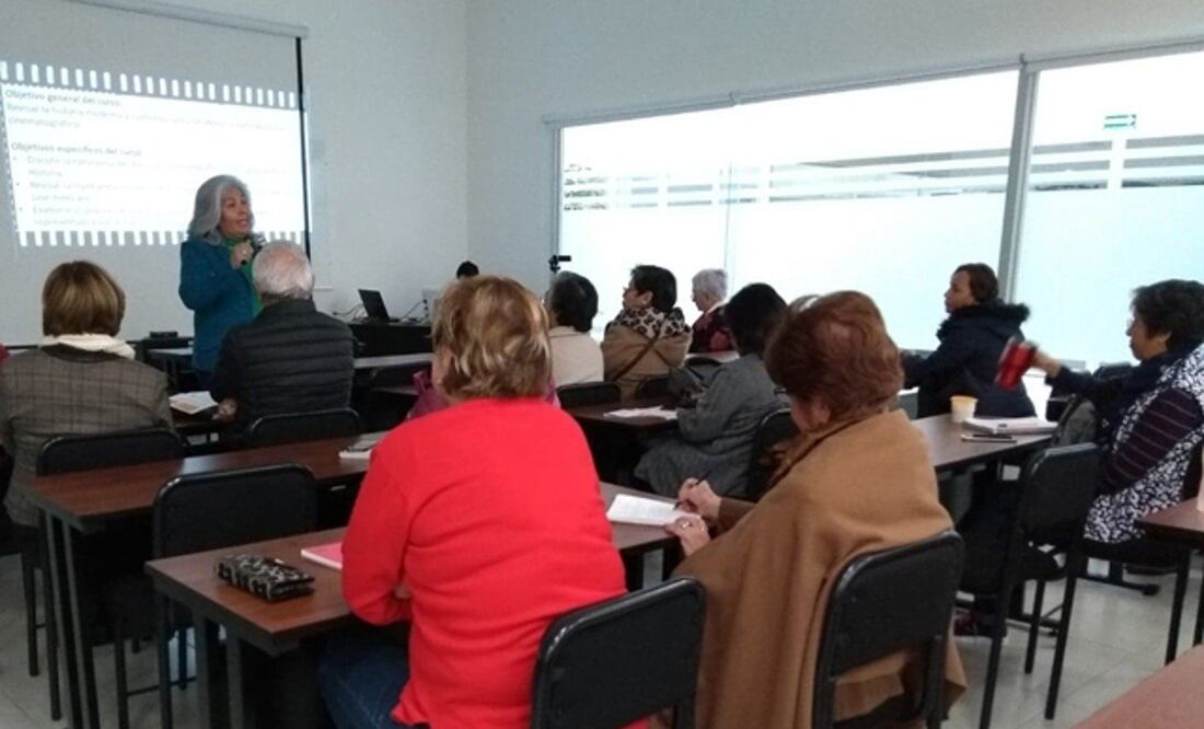 La Universidad para Adultos ofrece cursos y talleres para mayores de 25 años. Foto: BUAP