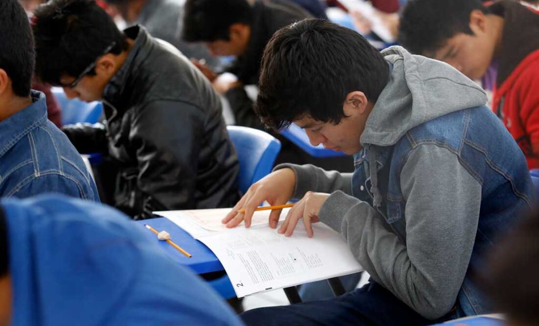 Cada alumno poblano beneficiado recibirá un monto de mil 400 pesos | Foto: Agencia Enfoque para El Universal Puebla