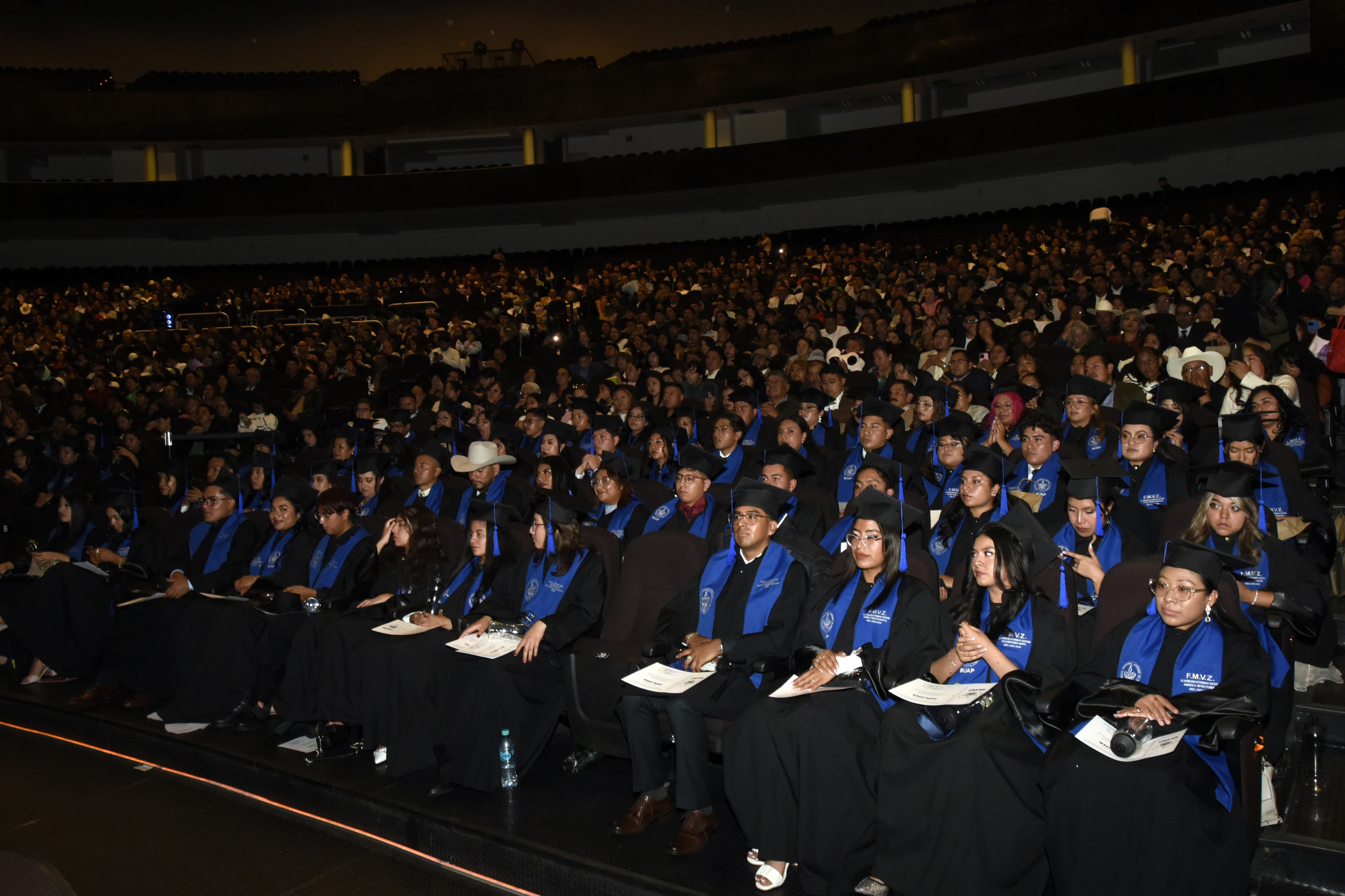 Graduaciones de la Preparatoria Simón Bolívar y de la Licenciatura en Medicina Veterinaria y Zootecnia | Foto: Buap