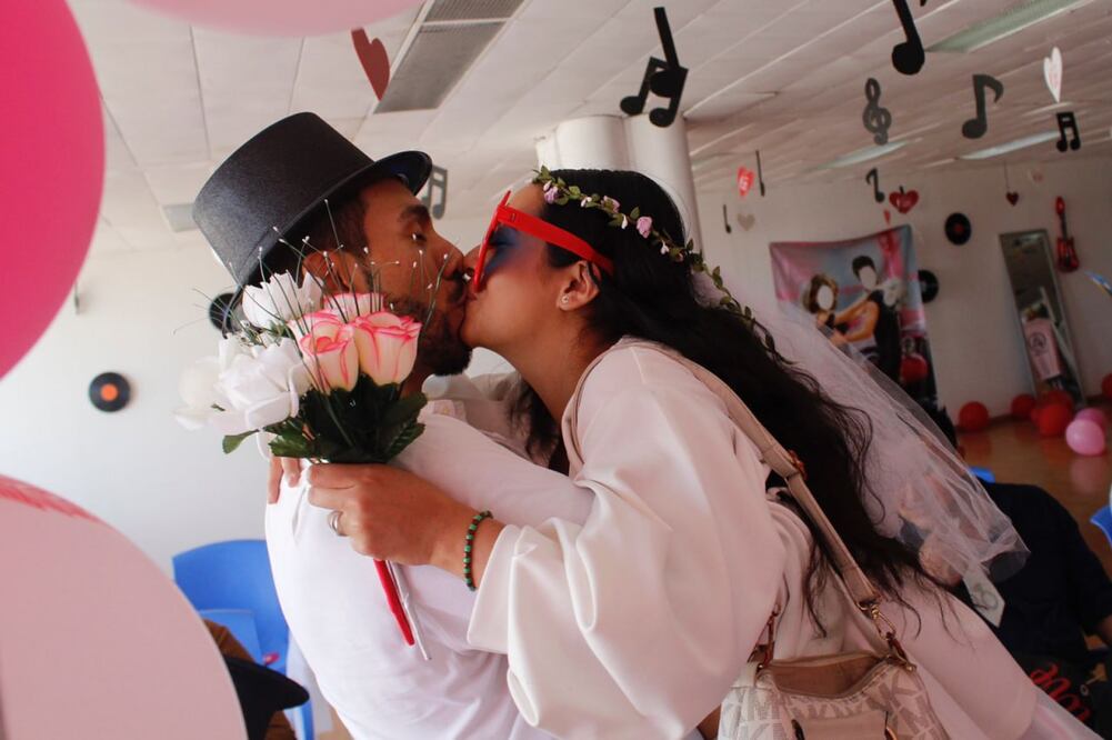 La boda falsa tendrá lugar en la pulquería Calavera Coyote | Foto: EsImagen