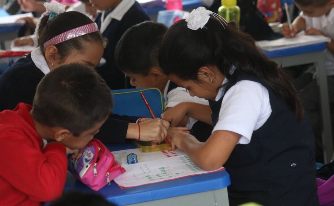 A partir del 25 de julio se podrá consultar y descargar el certificado que comprueba que los alumnos concluyeron sus estudios en Puebla | Foto: Agencia Es Imagen para El Universal Puebla