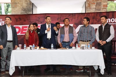 Alejandro Armenta se reúne ahora con el equipo de Julio Huerta