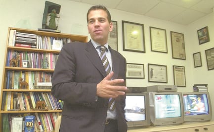 El periodista Carlos Loret de Mola tiene Covid-19