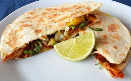 Gringa árabe vs gringa al pastor, dos delicias de Puebla