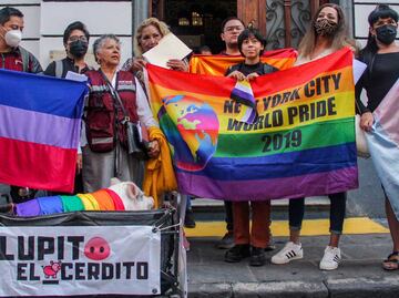 Penalizan las terapias de conversión sexual en Puebla