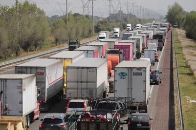 Hay cierres en la autopista México-Puebla, aquí todos los detalles
