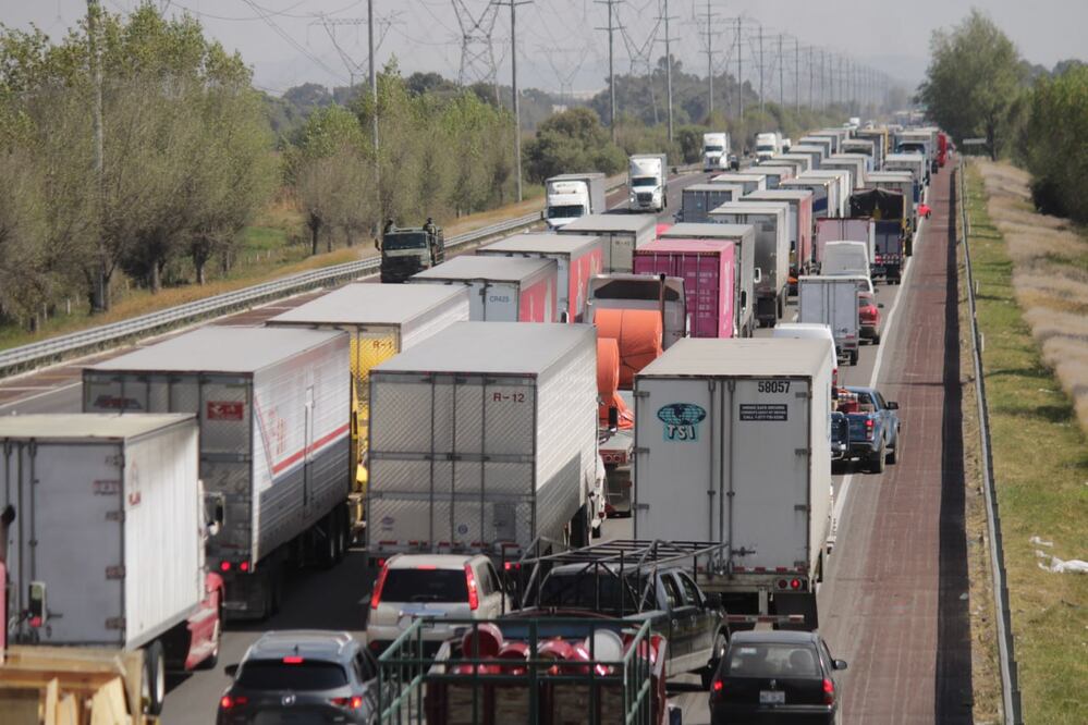 Habrá cierres en la autopista México-Puebla a la altura del kilómetro 106 | Foto: Agencia Es Imagen para El Universal Puebla