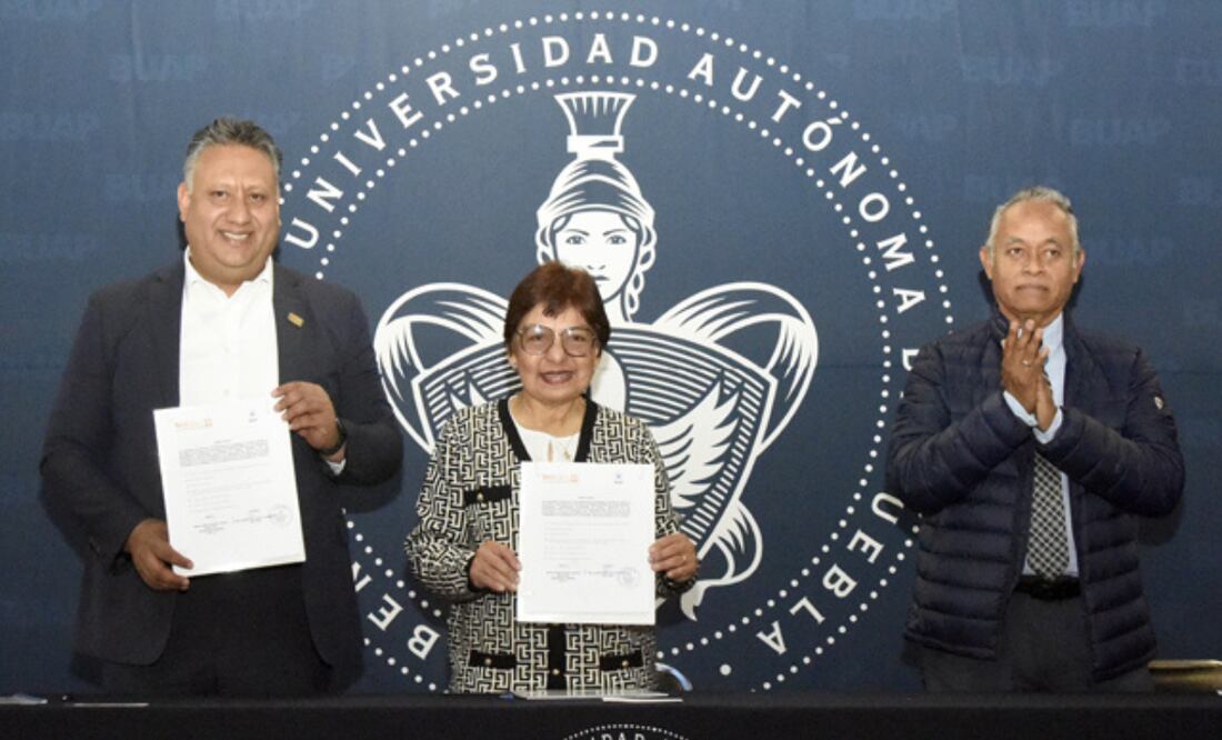 BUAP firmó un convenio de colaboración con la sección 51 del SNTE I Foto: BUAP