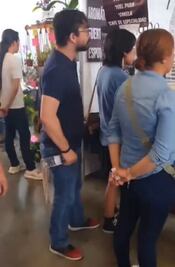 Ahora exhiben a sujeto que grababa bajo la falda de las mujeres en la Feria de Puebla