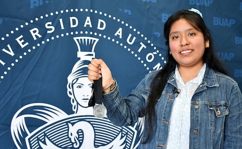 Destaca estudiante BUAP en Olimpiada Nacional de Filosofía