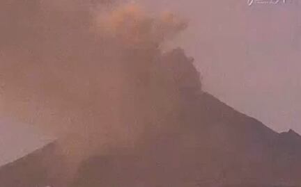 Volcán Popocatépetl emite ceniza; verifica dónde caerá en Puebla