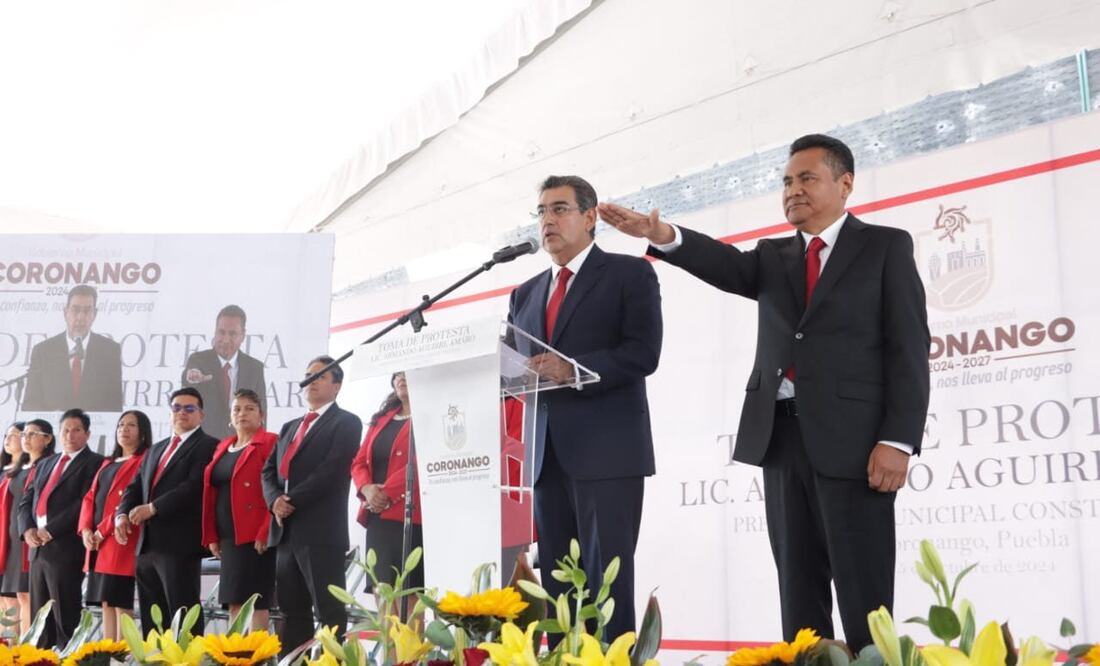 Armando Aguirre Amaro asumió la presidencia municipal de Coronango | Foto: X José Luis Figueroa