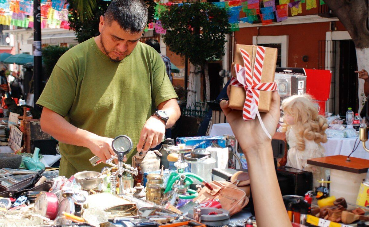 En este tianguis de Puebla puedes comprar tu regalo de Navidad