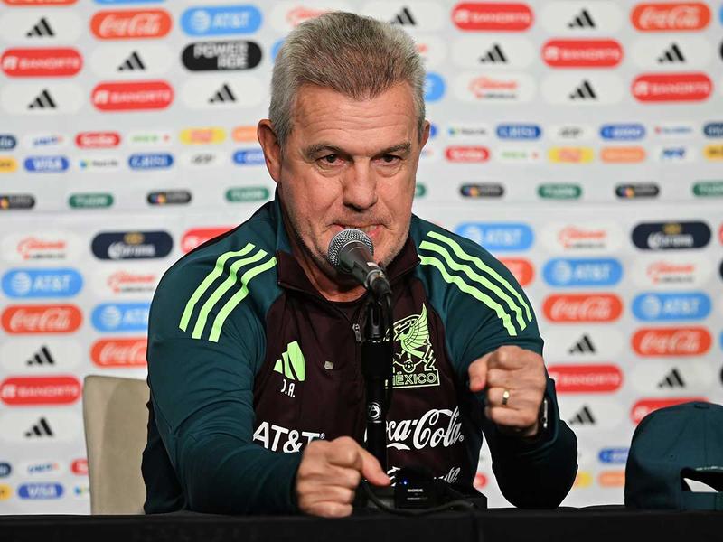 Este partido contra el Valencia representa el regreso de los encuentros amistosos de la Selección Mexicana, bajo la dirección de Javier Aguirre, a suelo mexicano. La cita será el sábado 12 de octubre a las 20:00 horas locales (10:00 PM ET, 7:00 PM PT), lo que ofrece a los aficionados la oportunidad de ver a su equipo en acción.

Foto: Producción El Universal Puebla
