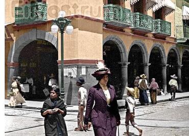VIDEO. Poblanos aseguran la existencia de viajeros en el tiempo en el Centro Histórico