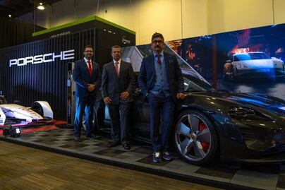 Porsche ampliará red de cargadores en Latinoamérica para sus modelos eléctricos