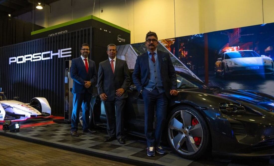 José Luis Cabré, gerente de Desarrollo de Red & E-Performance de Porsche Latin America (Izquierda) / Fotos: @LataMobility