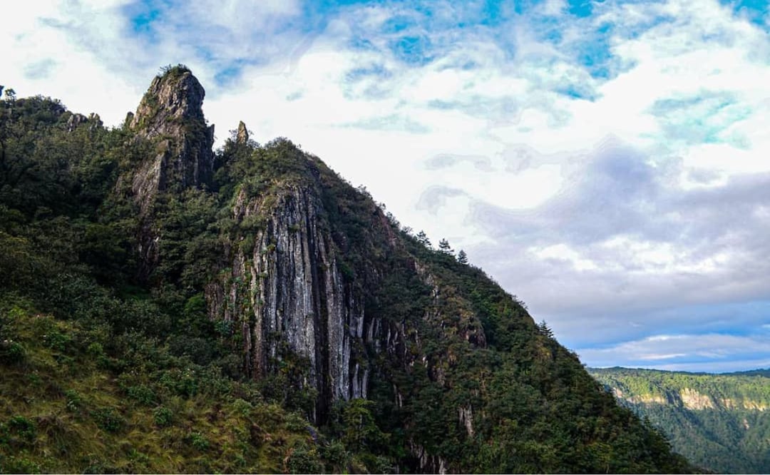 El cerro Zempoaltépetl es el gran guardián del Pueblo Mágico de Huauchinango | Foto: Huauchinango Pueblo Mágico