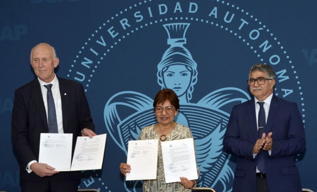 Convenio de doble titulación a estudiantes de la Maestría en Diseño de Experiencia de Usuario | Foto: Buap