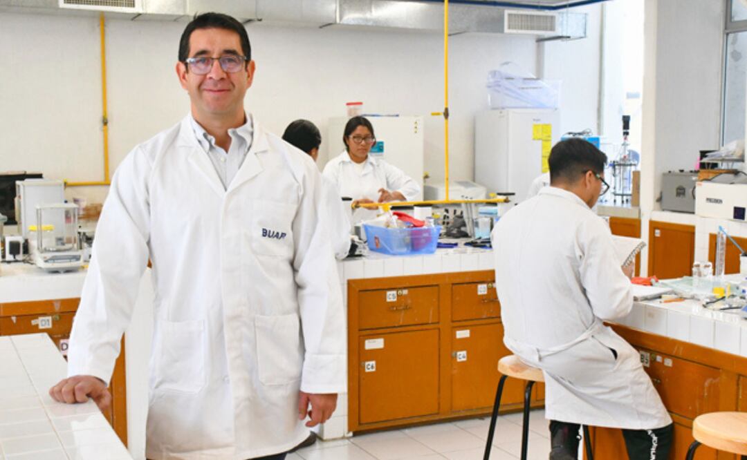 Investigadores de la BUAP  colaboran en el desarrollo de alimentos funcionales, a partir de cáscara de ajo, flor de Dalia, bagazos de café y caña de azúcar I Foto: BUAP